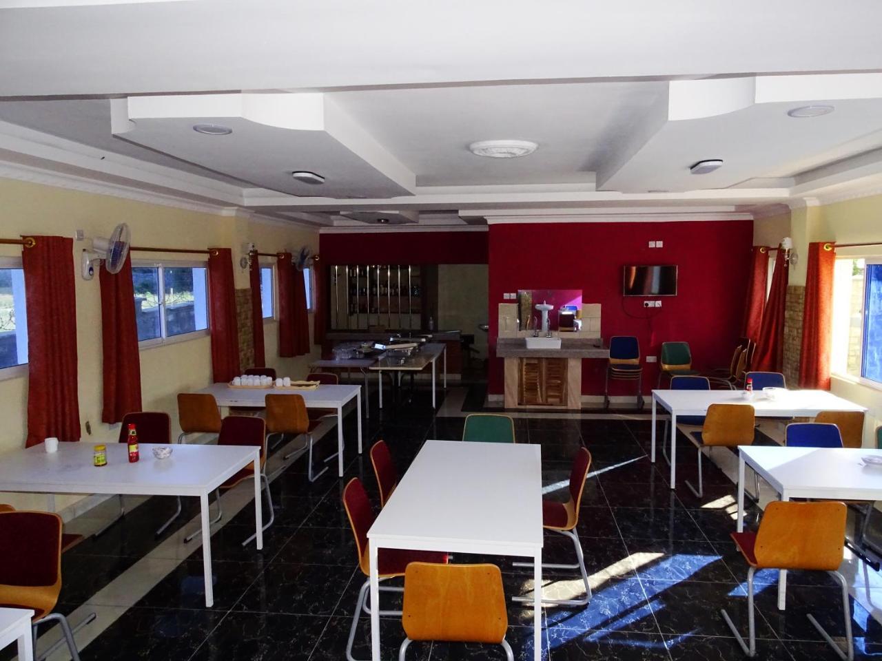Diplomat Diani Beach Resort Eksteriør bilde
