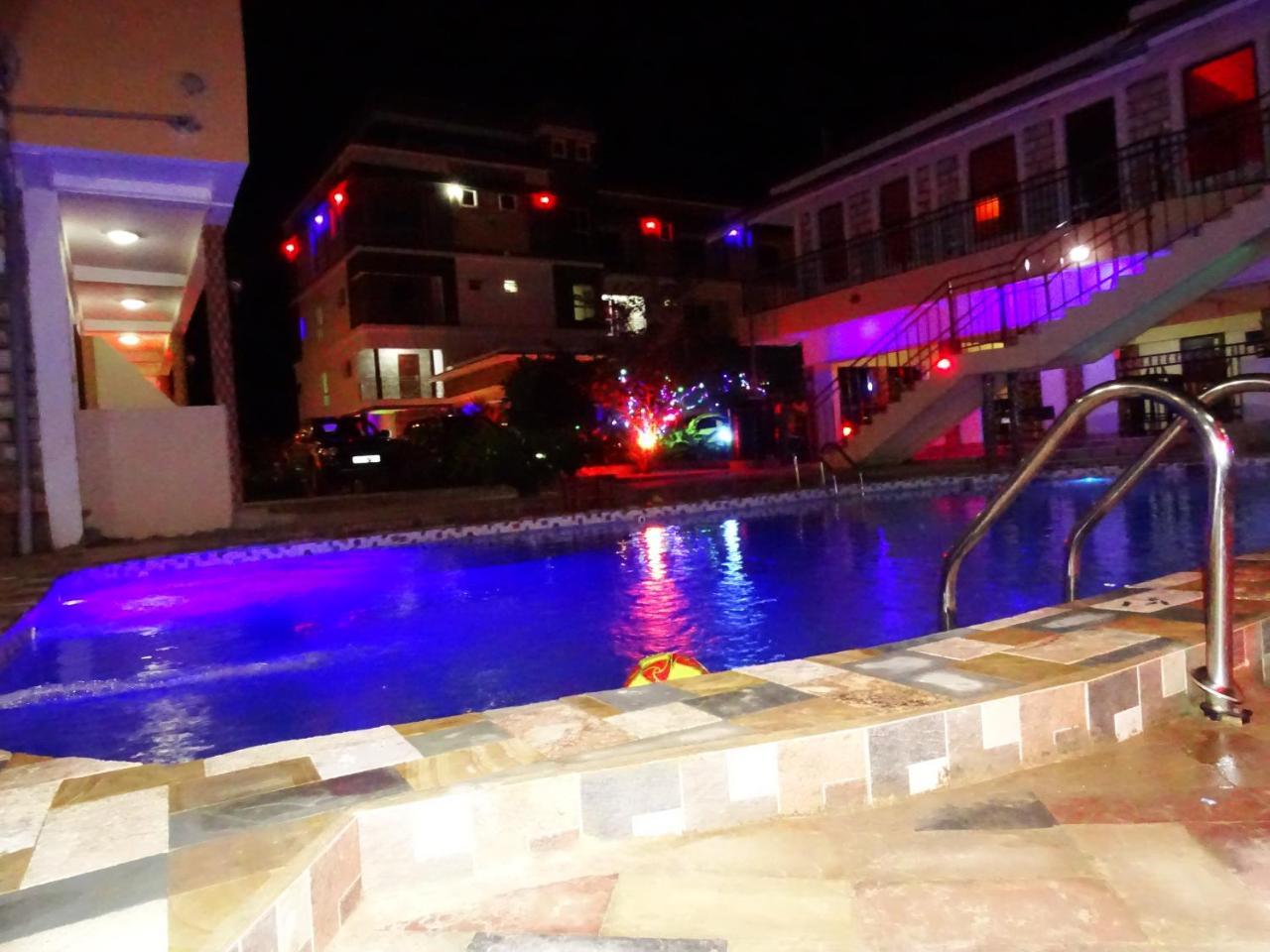 Diplomat Diani Beach Resort Eksteriør bilde