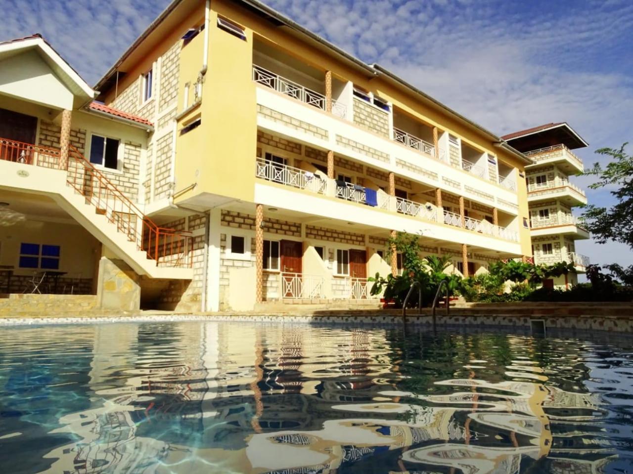 Diplomat Diani Beach Resort Eksteriør bilde