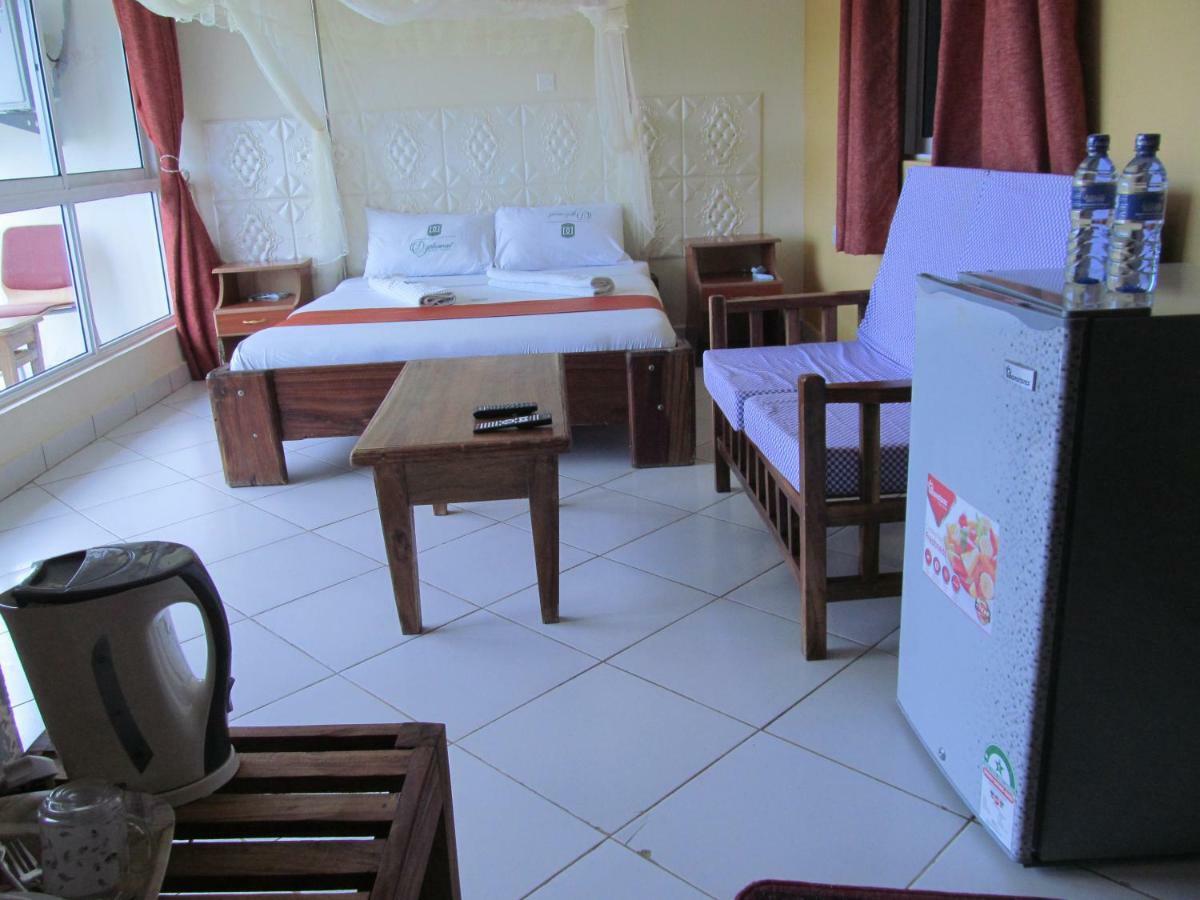 Diplomat Diani Beach Resort Eksteriør bilde